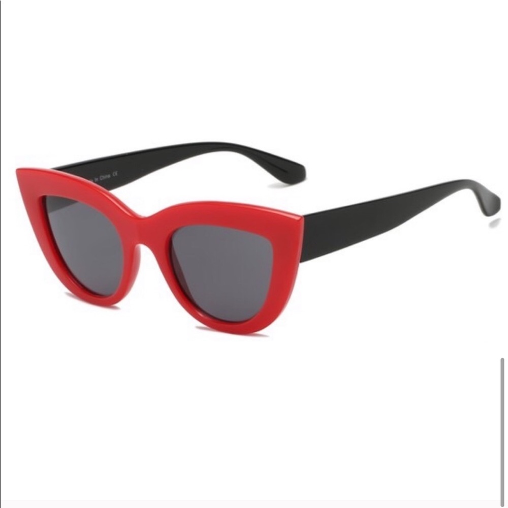 Cat Eye Sunglasses - Picture 3 of 5